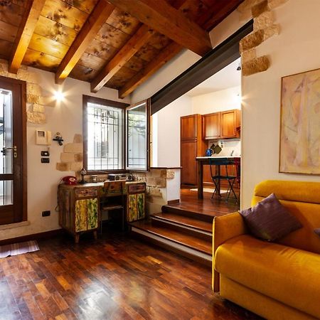 La Terrazza Apartment - Smart Holiday 만토바 외부 사진