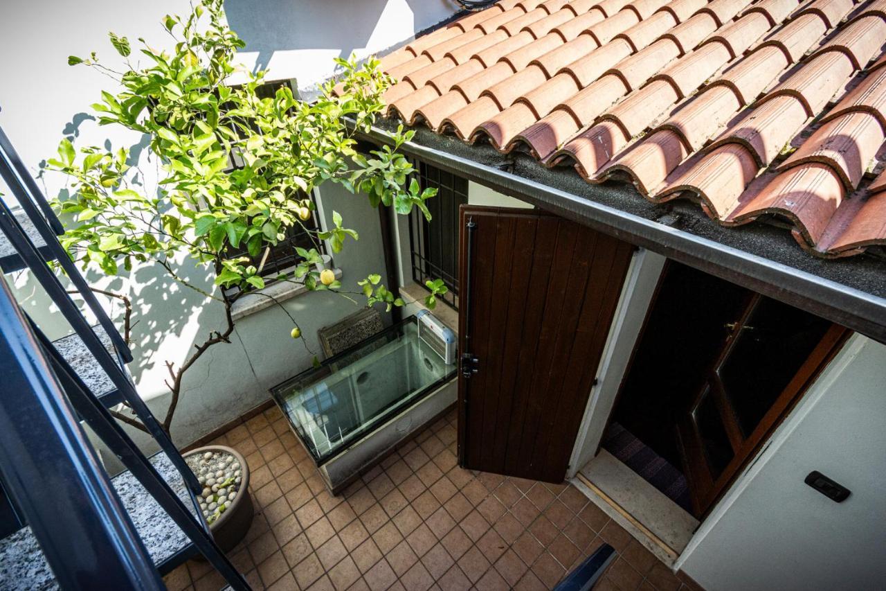La Terrazza Apartment - Smart Holiday 만토바 외부 사진