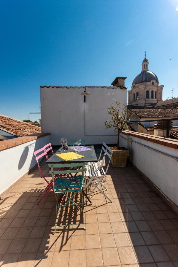 La Terrazza Apartment - Smart Holiday 만토바 외부 사진